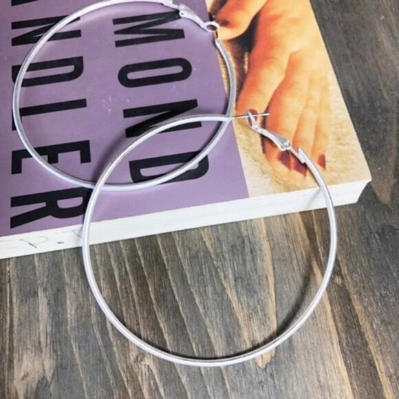 Big skinny silver hoops - Picture 1 of 1